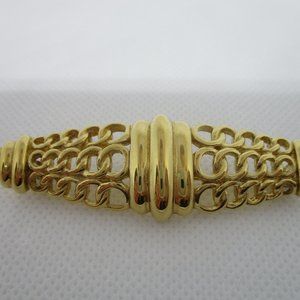 Trifari Gold Tone Rounded Rectangle Shape Brooch Pin